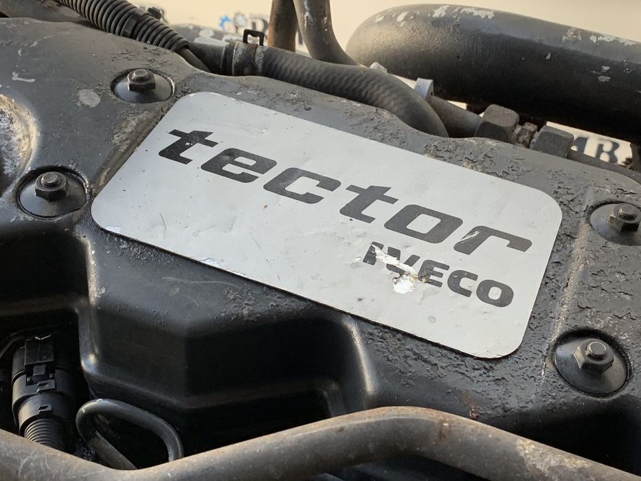 Двигатель мотор двигун IVECO EURO CARGO TECTOR 75E17 3.9 F4AE0481A