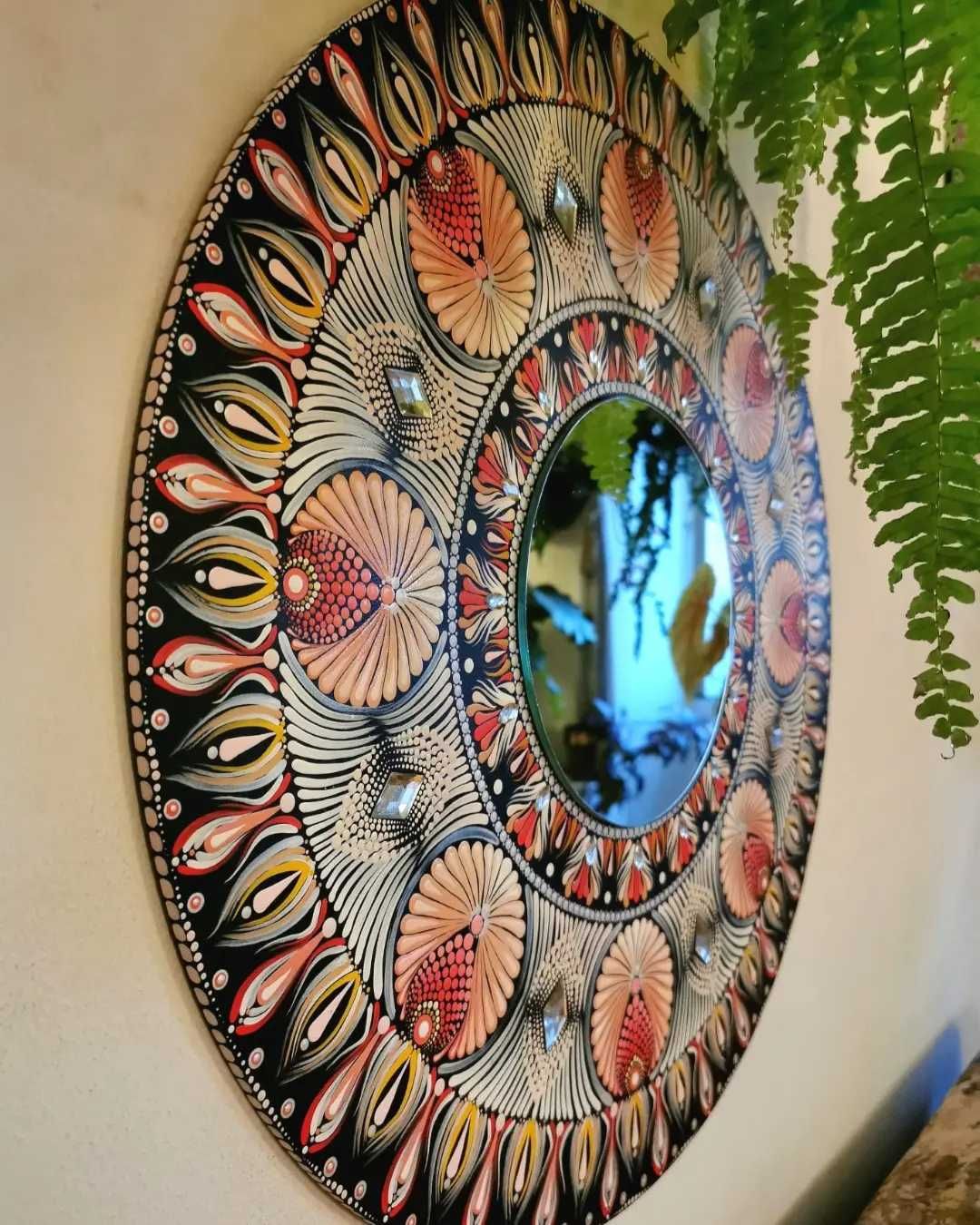 Mandala com espelho magnifica