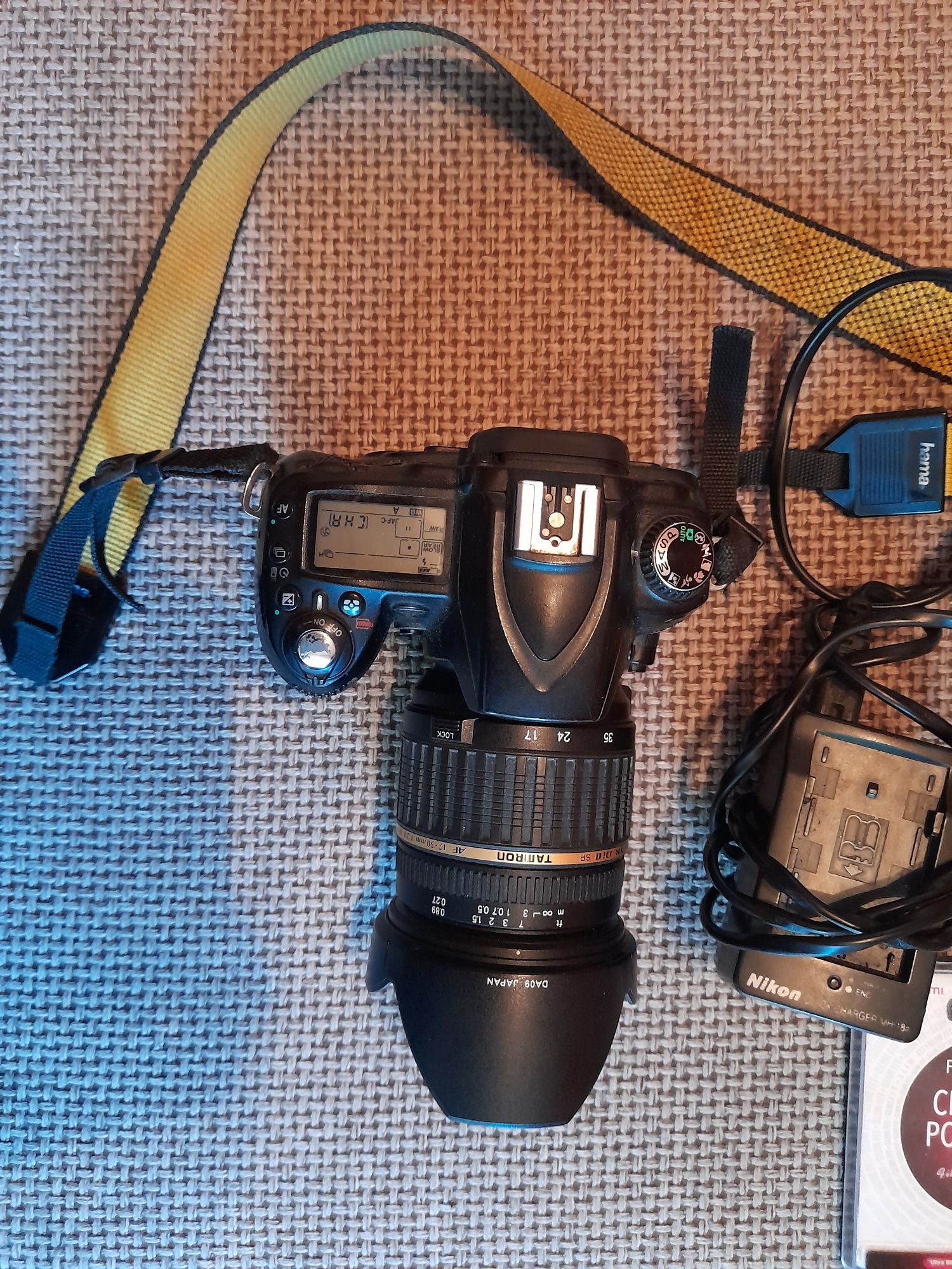 Nikon d90 plus obiektyw tamron 17-50mm f2,8.Niski przebieg