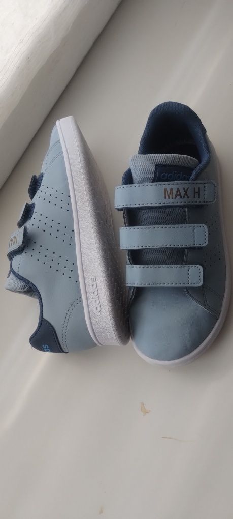 Кросівки adidas. Дві пари. Оригінал