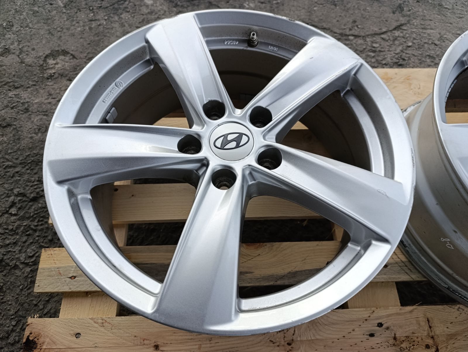 Легкосплавні диски 5*114,3 R17 титани Hyundai r17
