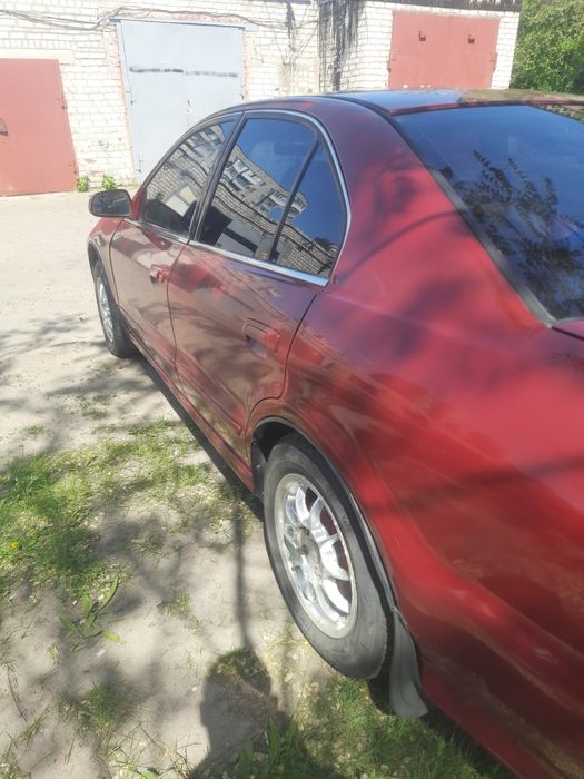 Mitsubishi Galant VIII