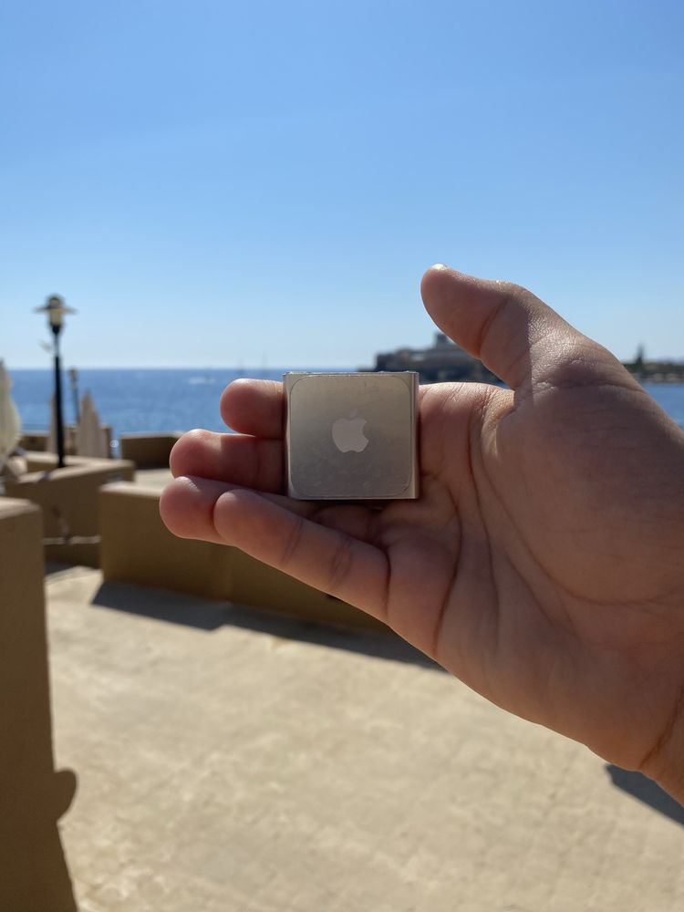Apple ipod nano 6