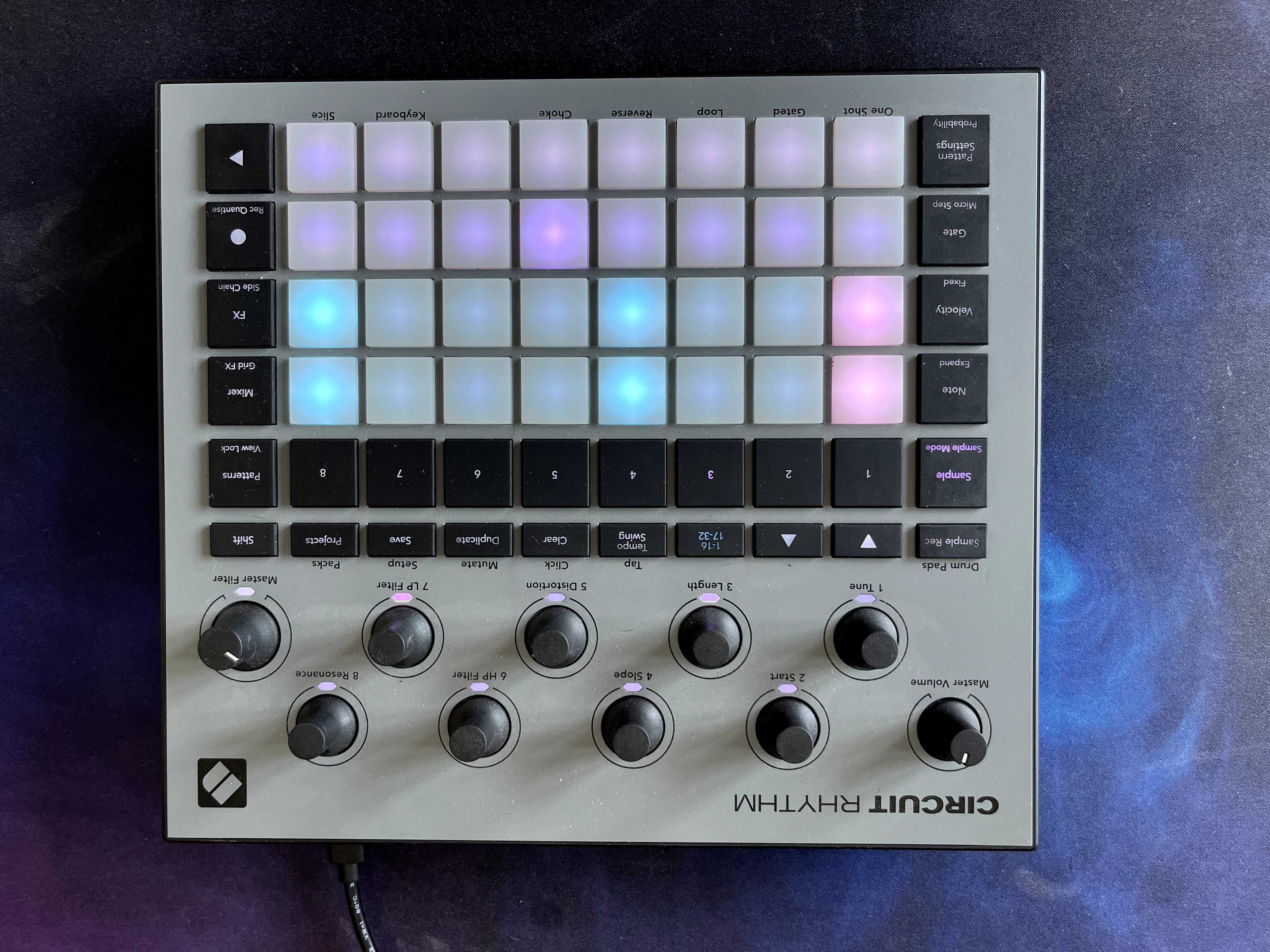 Novation Circuit Rhythm - Como Nova + Cartão SD - Oportunidade Única!