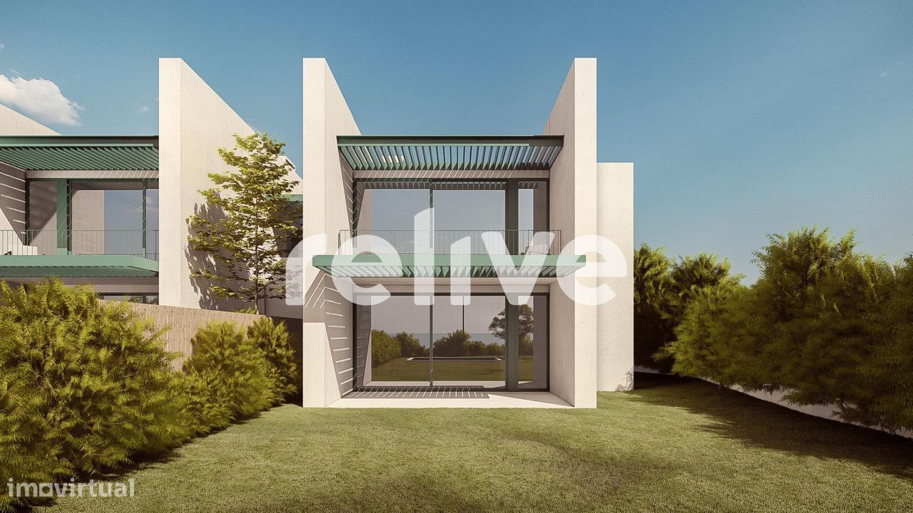 Novo Empreendimento em frente à Praia Grande de Porto Covo