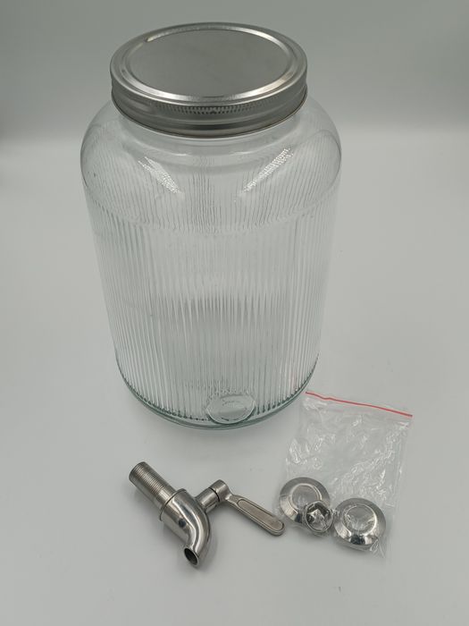 Słój  z Kranikiem 4L