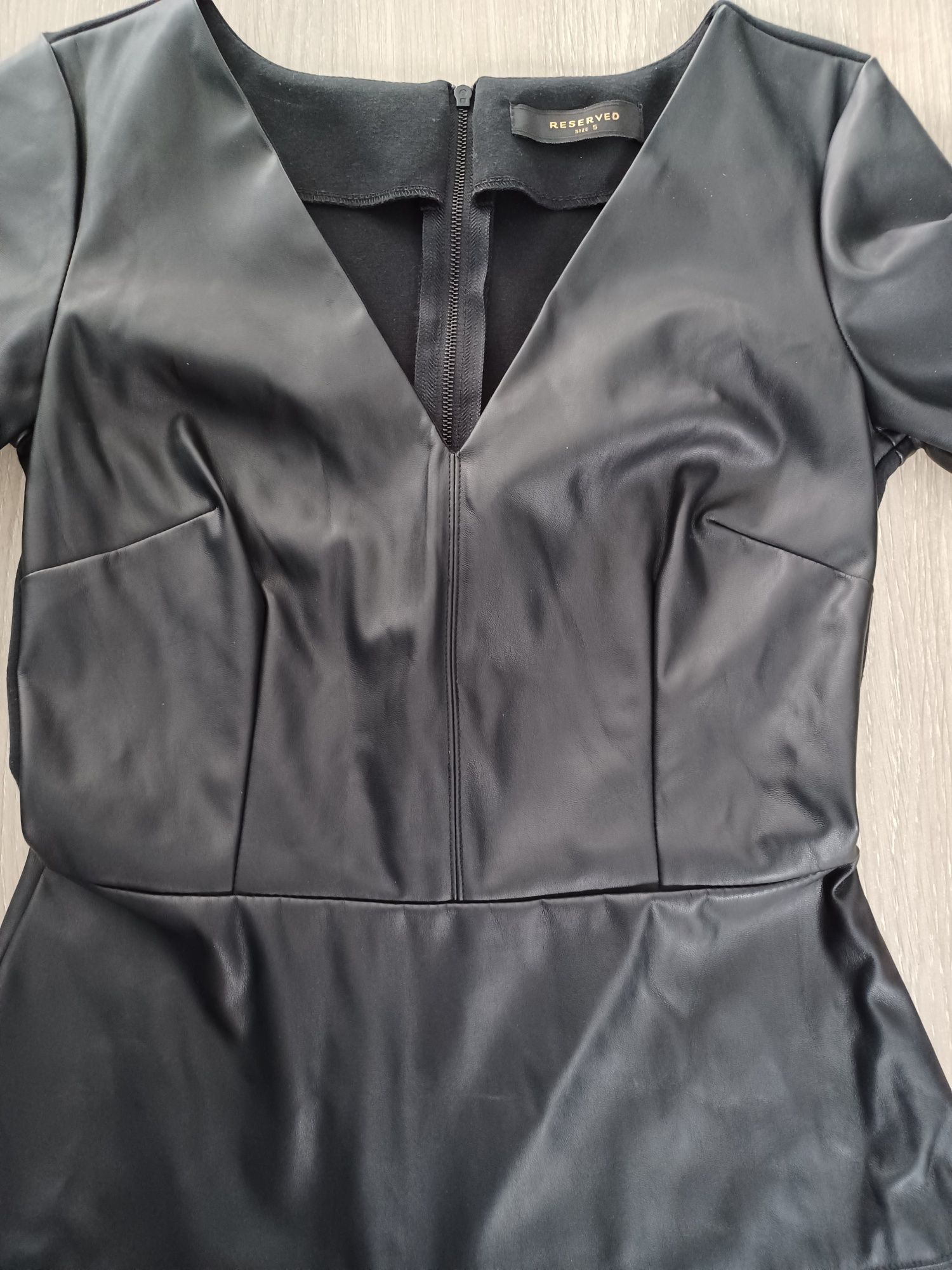 Sukienka czarna Reserved S 36