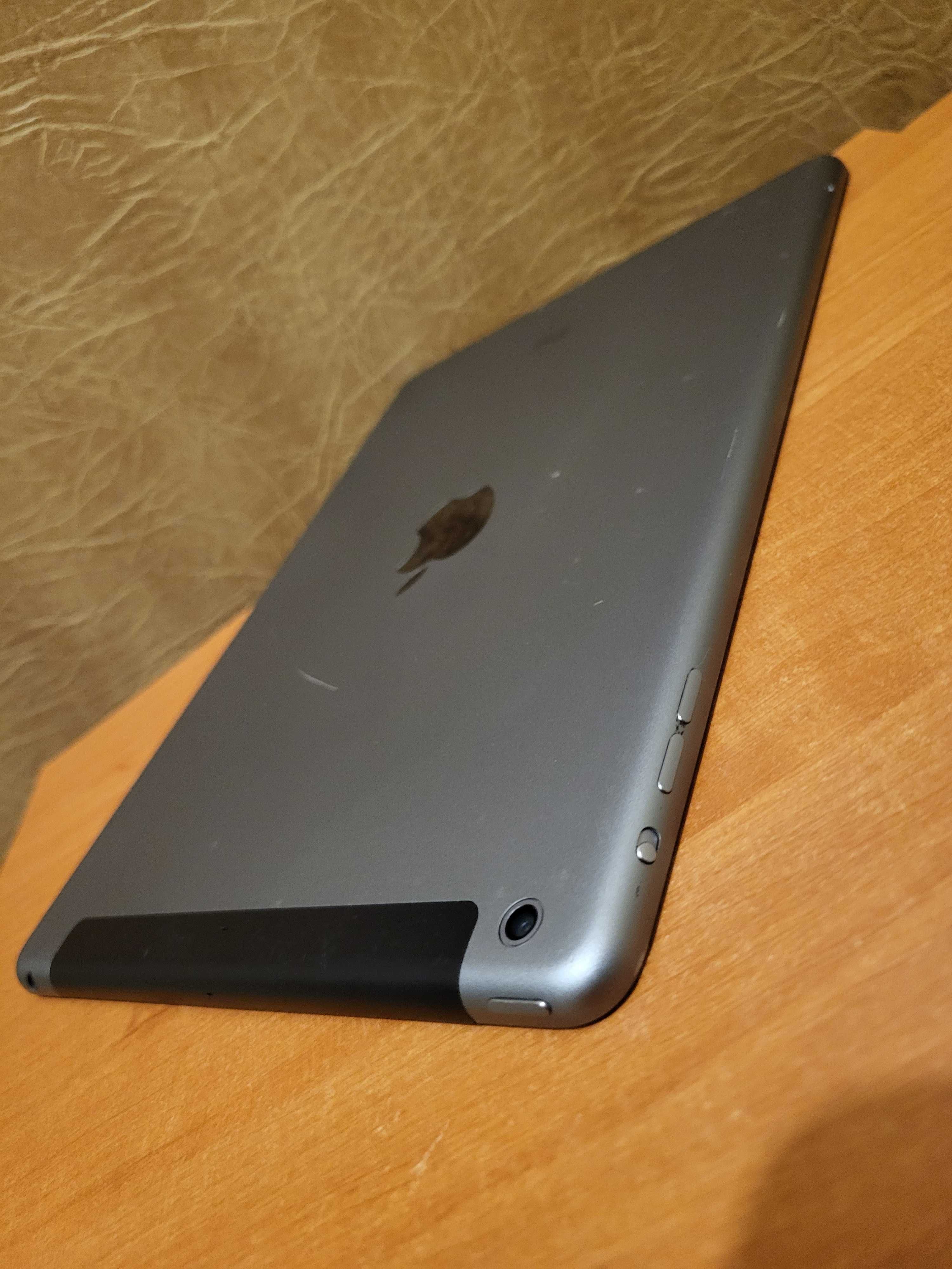 iPad air 16 Гб с симкой neverlock