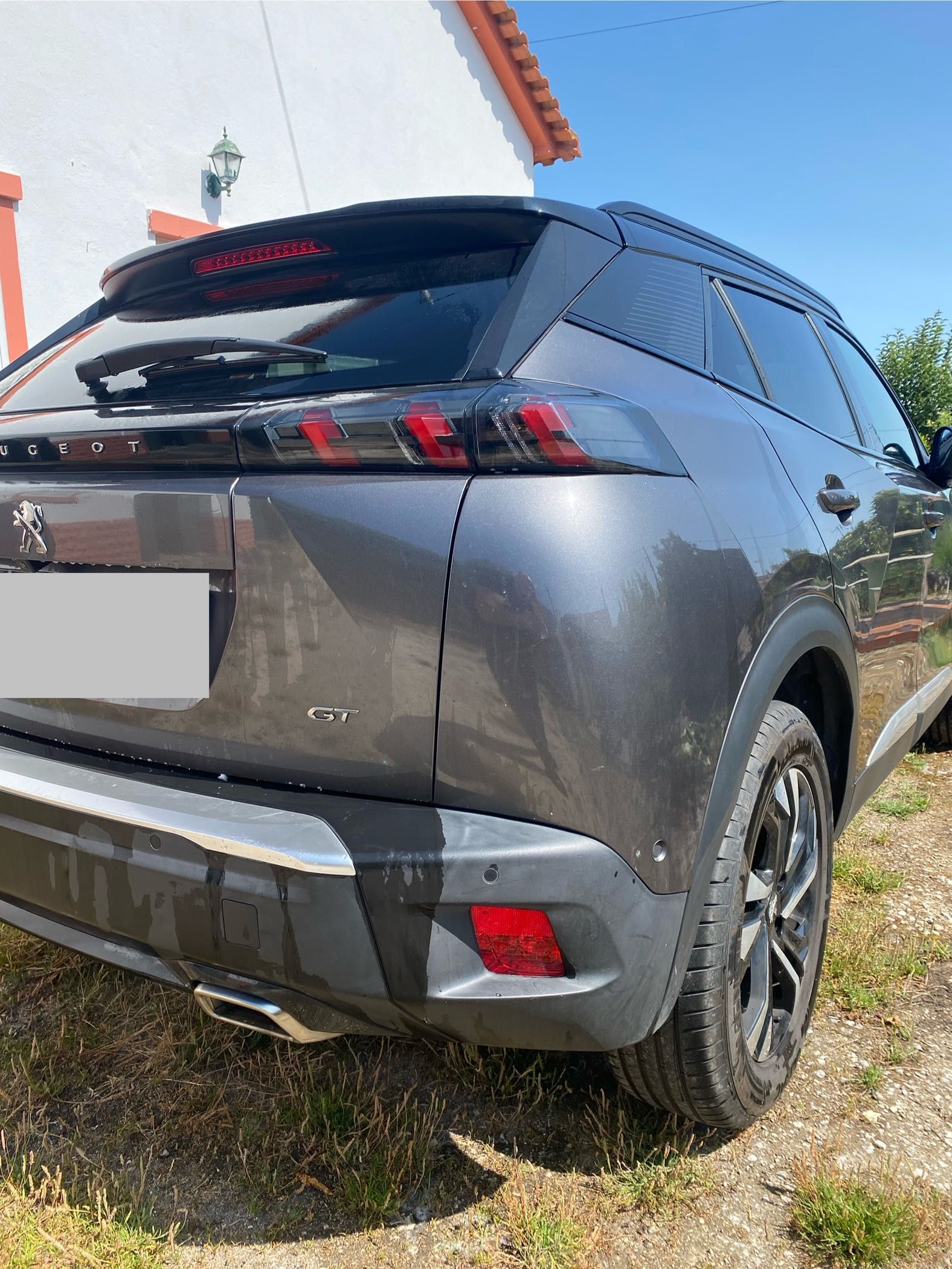 Peugeot 2008 GT 130cv - Oferta 4 rodas e pneu extra Michelin