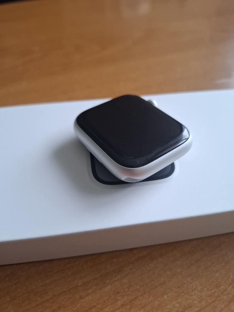 Apple watch S 9 45mm GPS/Cellular + akcesoria