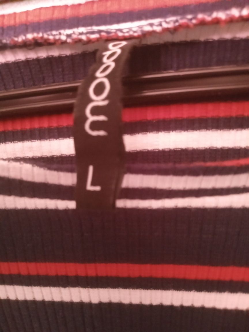 Sweterek,bluzka w paski prążek długi rękaw rozmiar L firma Moodo