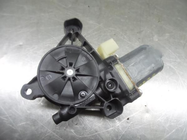 Motor vidro frente esquerdo SEAT Leon (5F1)