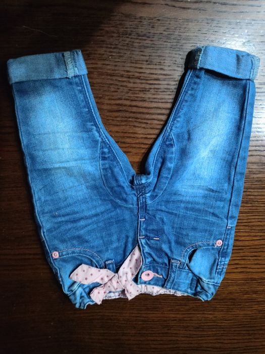 Jeansy NEXT dla dziewczynki, rozm. 68