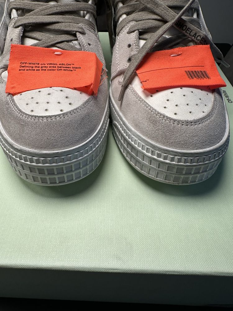 Off-White б/у (один раз обуты) 44 р