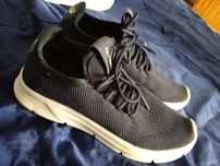 Oddam buty czarne 37