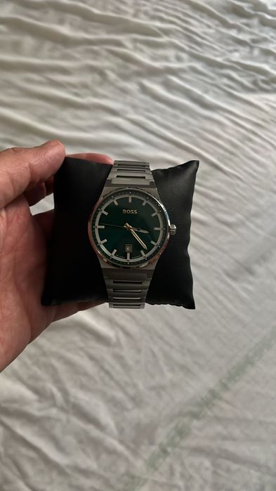 boss relógioa com caixa
