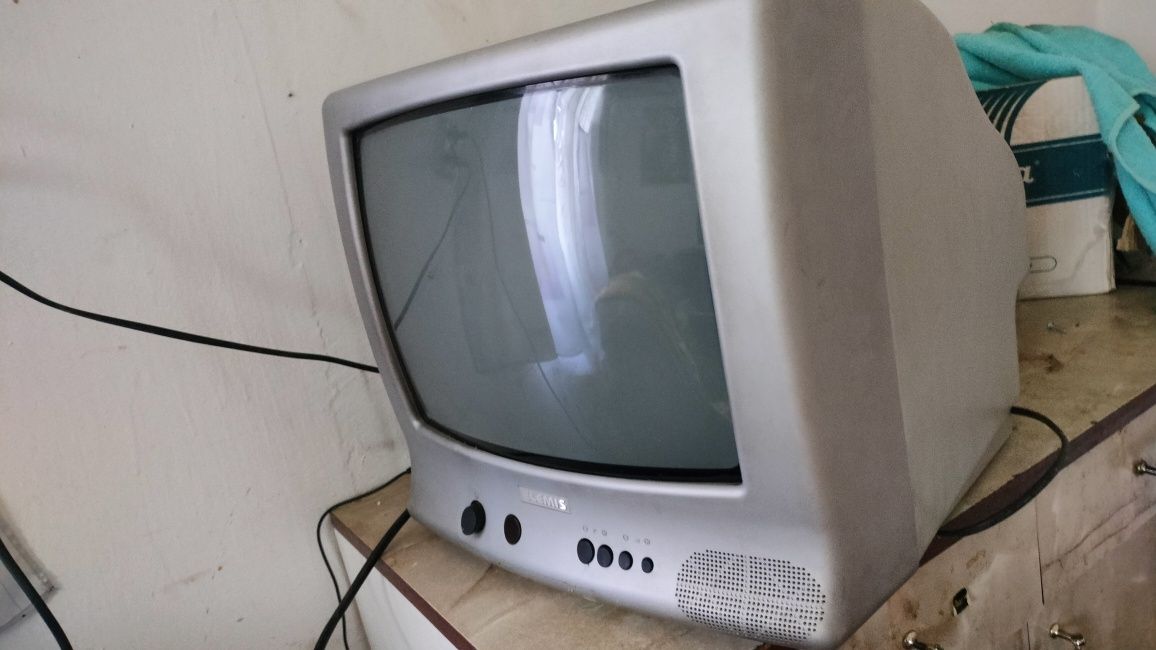 Telewizor Elemis Ultra 914 (14 cali)