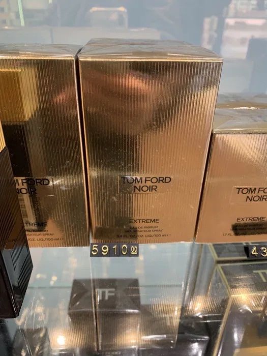 TOM FORD NOIR EXTREME оригинал раритетный первый выпуск стойкий, шлейф