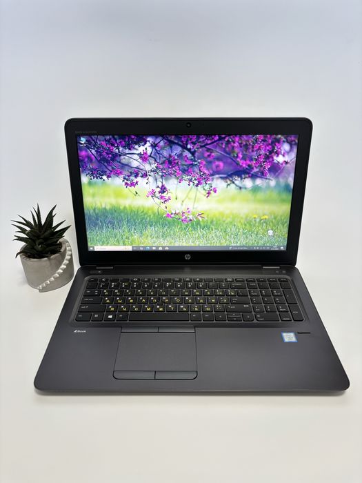 HP ZBook 15U G4 з відеокартою AMD