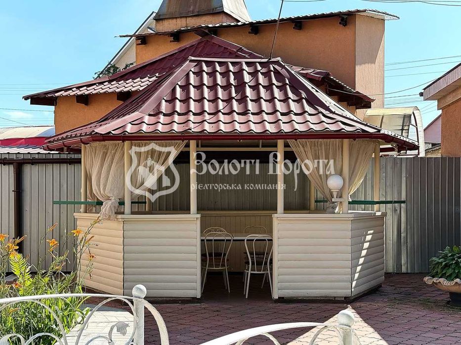 Комерційний об'єкт, 3 пов. Гарний стан. Боярка, Фастівський район