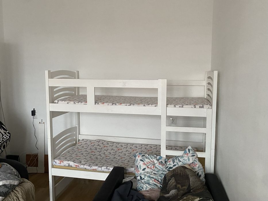 Łóżko piętrowe dla dzieci, kolor biały