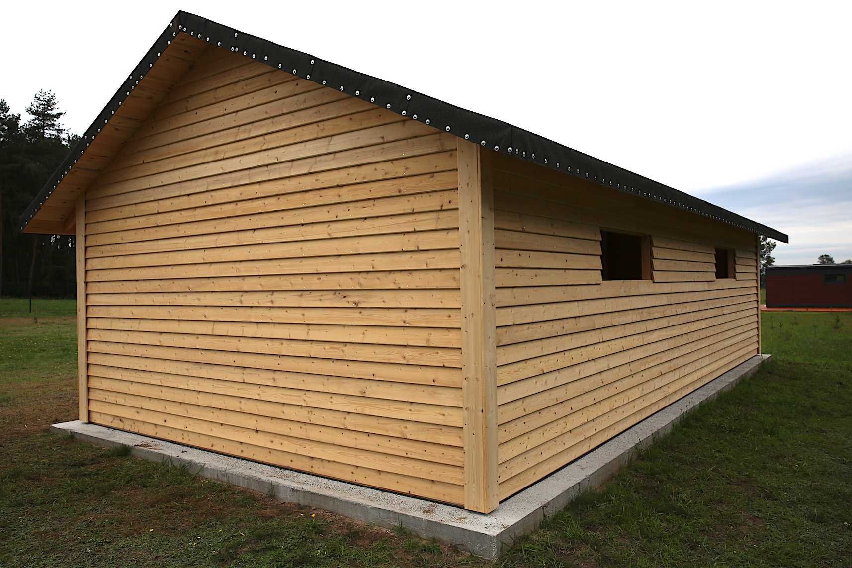 Garaż szkieletowy dom parterowy drewniany domek gospodarczy
