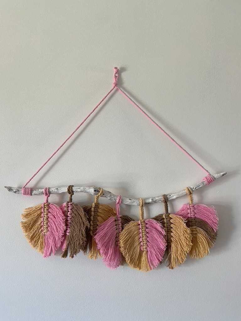 Macrame Pink deixa no galho de Sohomelo, Decor.