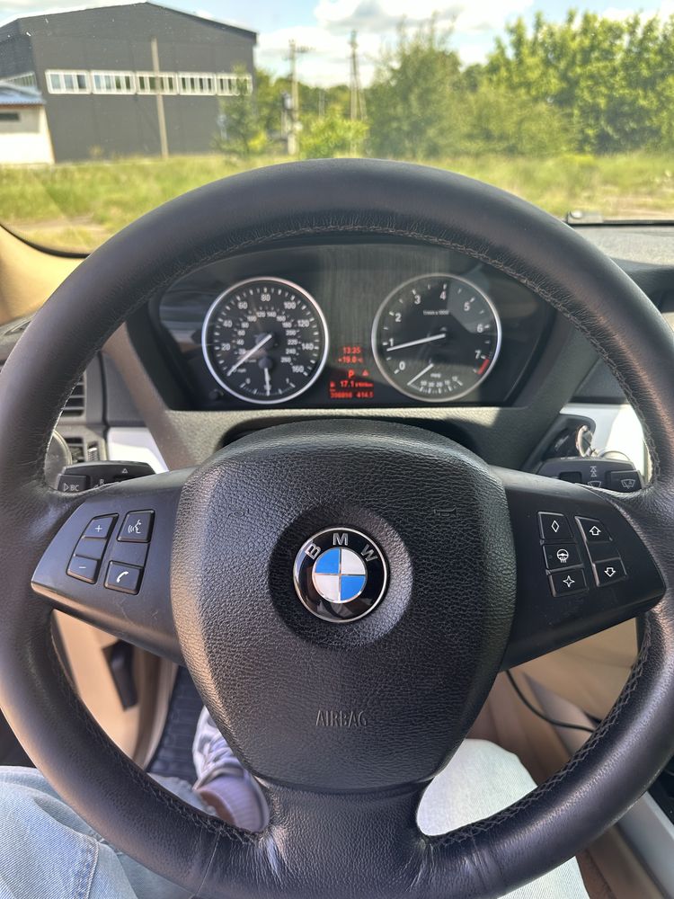 BMW X5 3.0 бензин