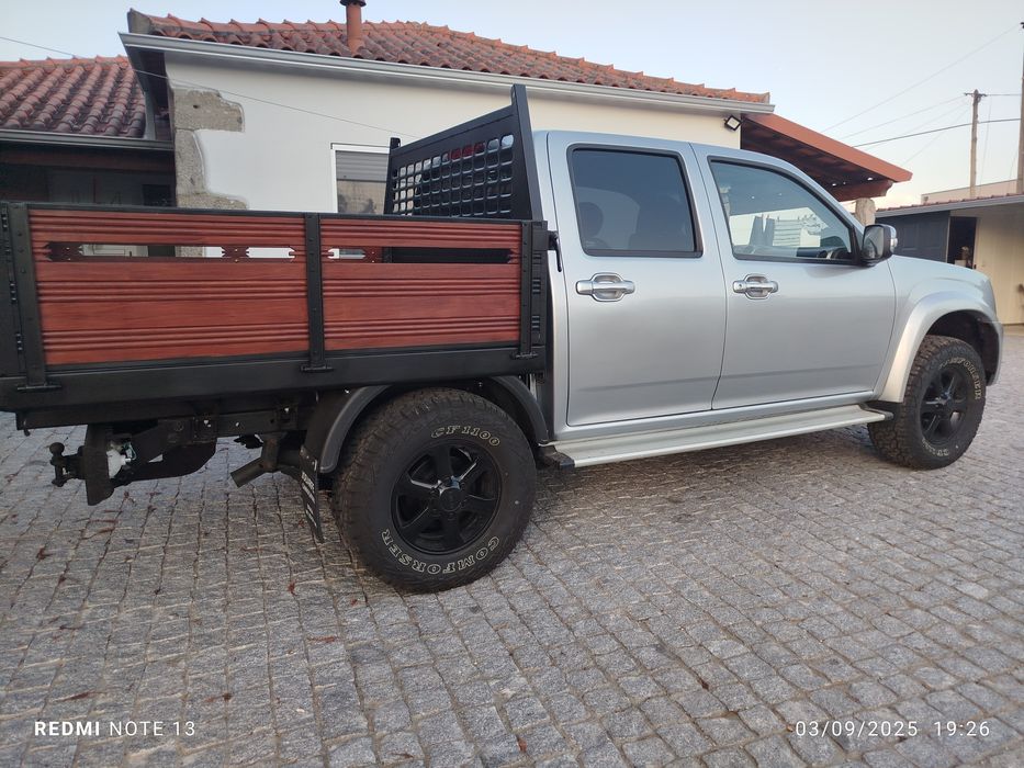 Izuzu-dmax 4x4 em ótimo estado