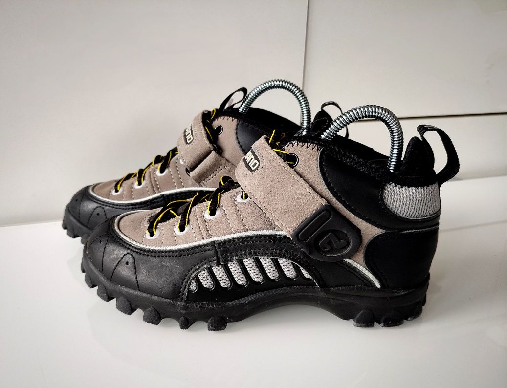 Jesienno-zimowe buty rowerowe Shimano SH-M058 Mtb SPD rozm. 38 / bloki