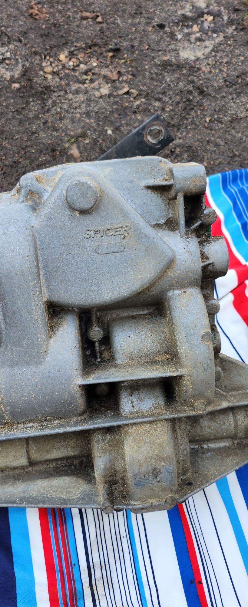 Spicer.6 biegów.Skrzynia biegów manualna traktorek kosiarka