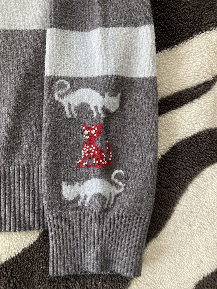 Szary dzianinowy sweter sweterek paski koty golf xs/34 s/36