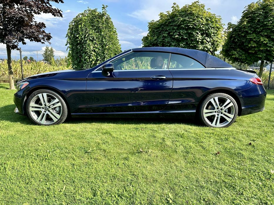 Wypozyczalnia aut Mercedes C300 cabrio promocja 30dni wynajem aut FV