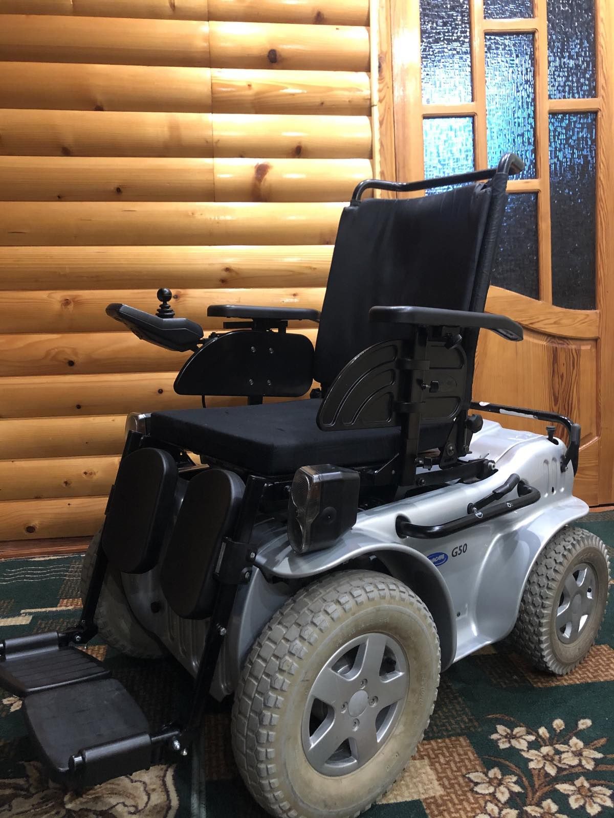 купить инвалидную коляску. электроколяска, MEYRA, INVACARE