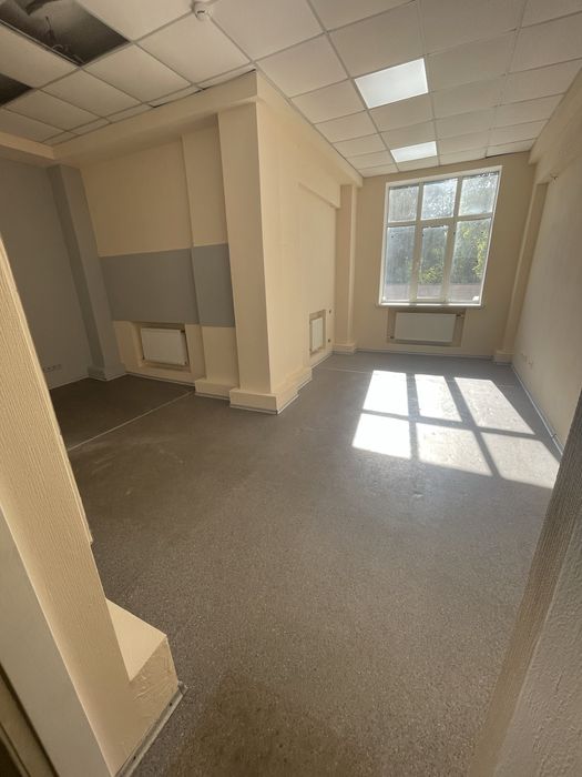 Офісні приміщення  на пр-т.Гагарина д. 181  от 10 до 200кв.м