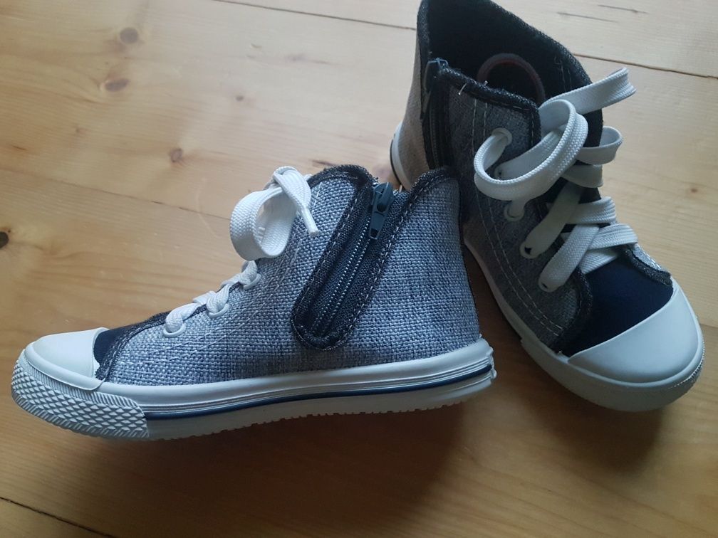 Nowe trampki dla dziecka polskiej firmy mb, buty, które oddychają
