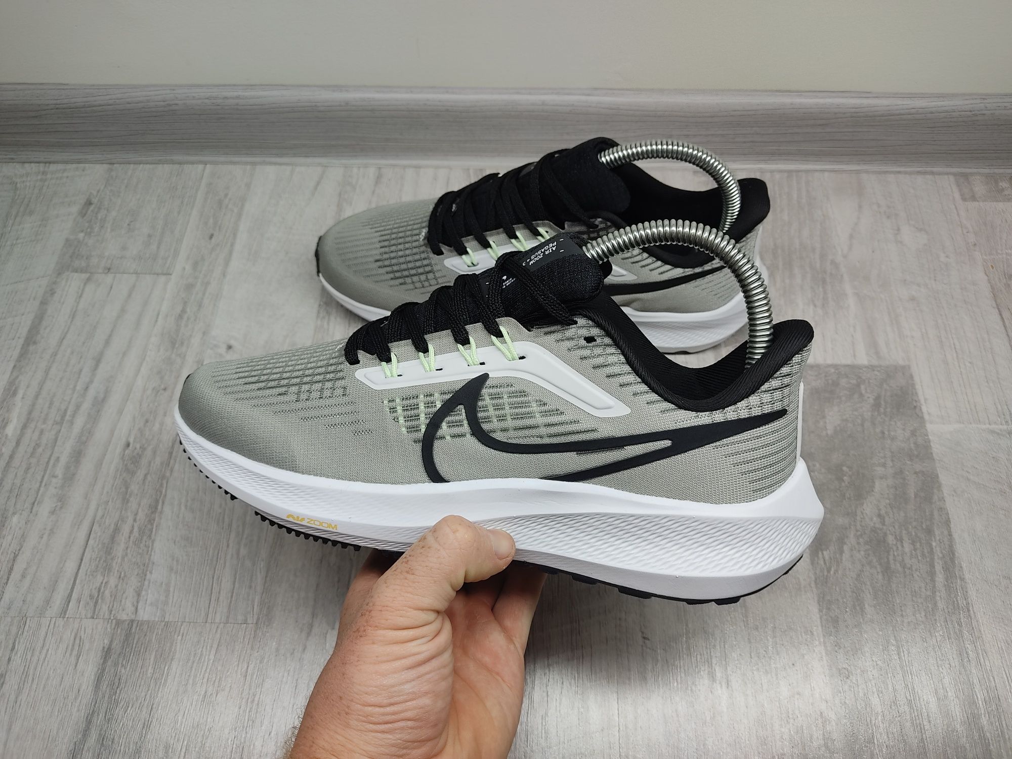 Жіночі кросівки Nike Air Zoom Pegasus