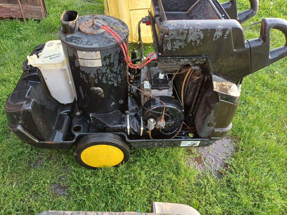 Myjka wysokociśnieniowa Karcher Hds 895