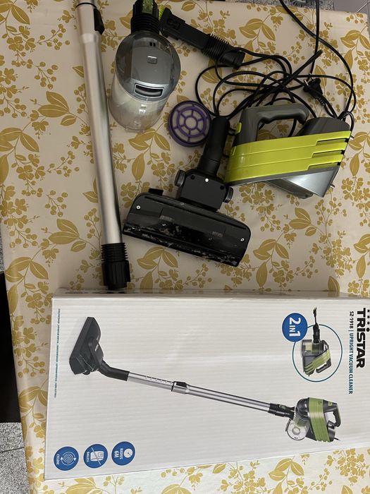 Aspirador Tristar Vertical SZ-1918