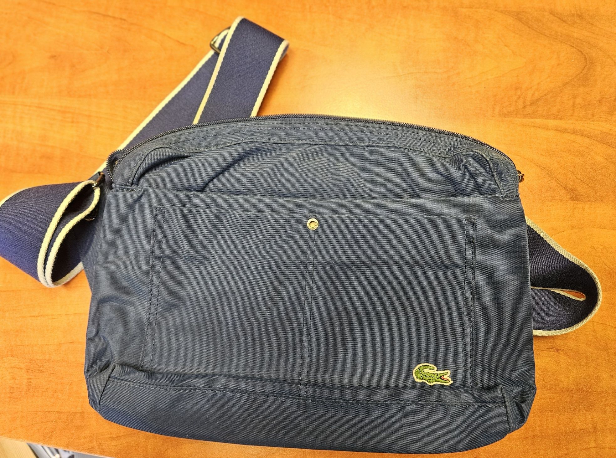 Lacoste granatowa torba