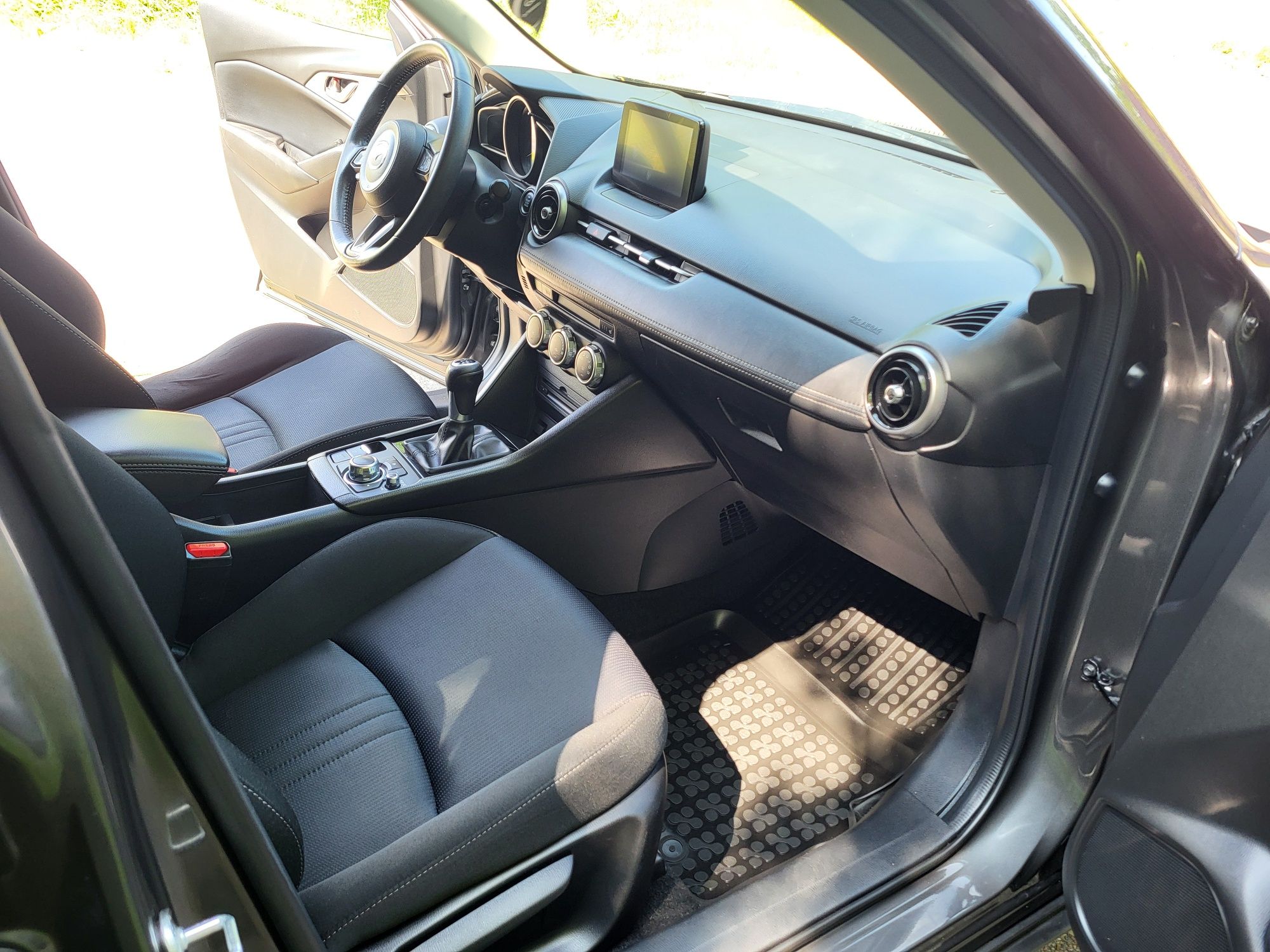 Mazda cx 3 2.0 benzyna  nawigacja  car- play