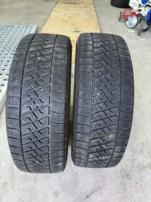 Продам резину 225/65R16c lassa