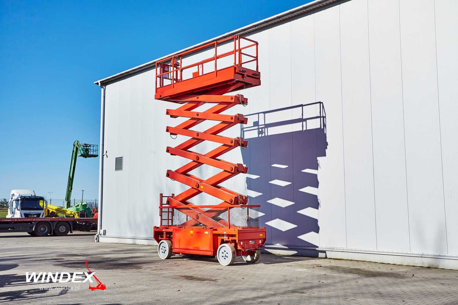 Podnośnik nożycowy JLG LIFTLUX 180-12