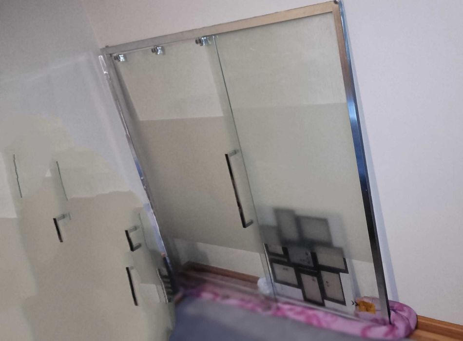 Frontal de banheira com vidro fosco