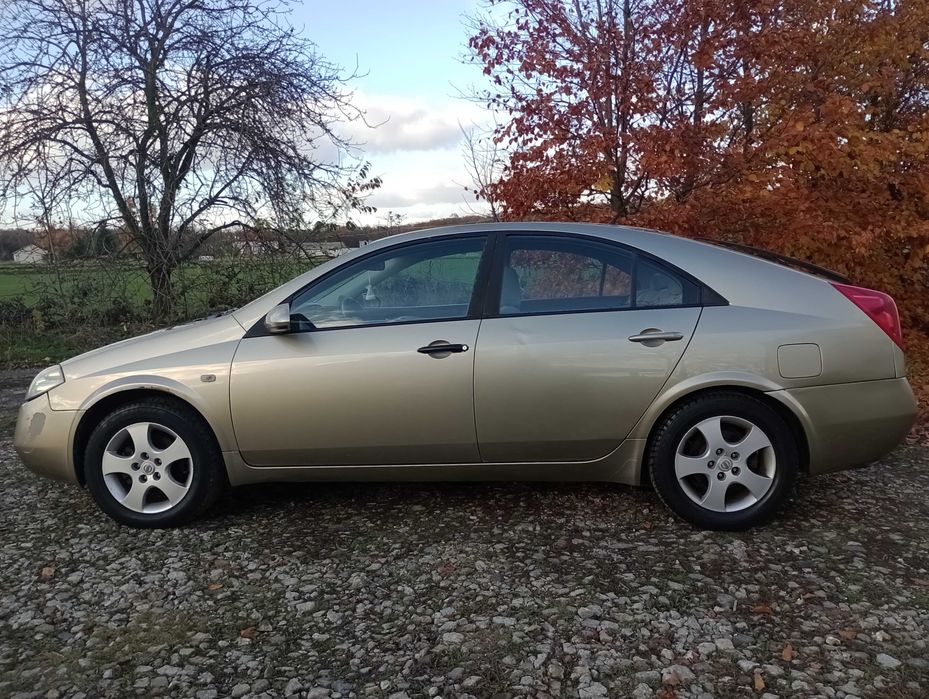 Nissan Primera P12