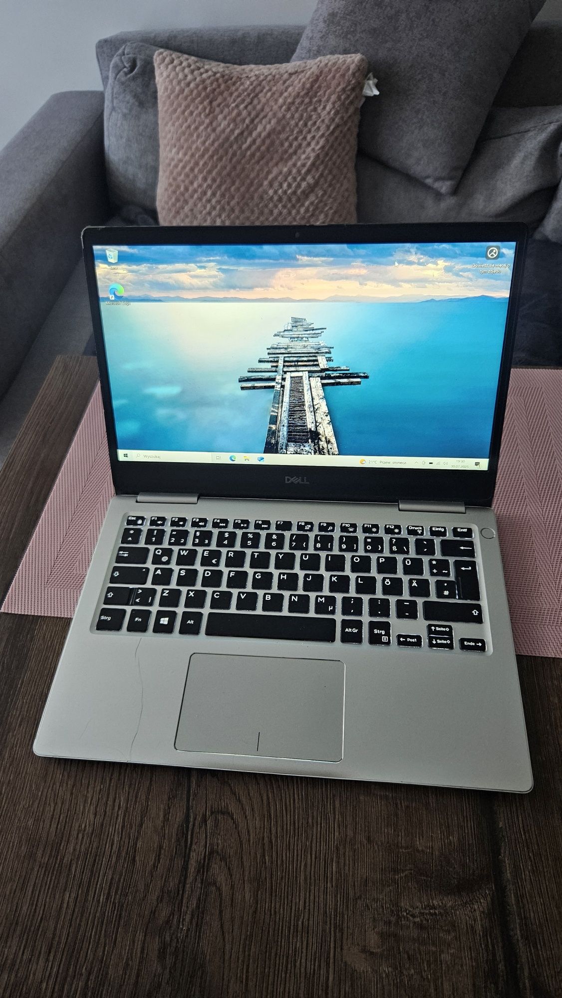Laptop Dell Inspiron 7370 i7-8550u 8/256gb sprawna bateria + zasilacz