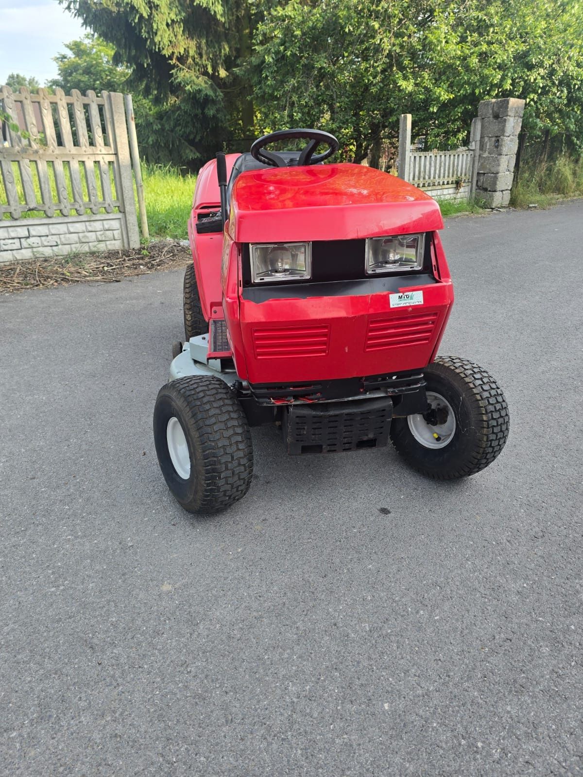 Traktorek Ogrodniczy Ogrodowy Kosiarka MTD E2000 20 Hp kosz