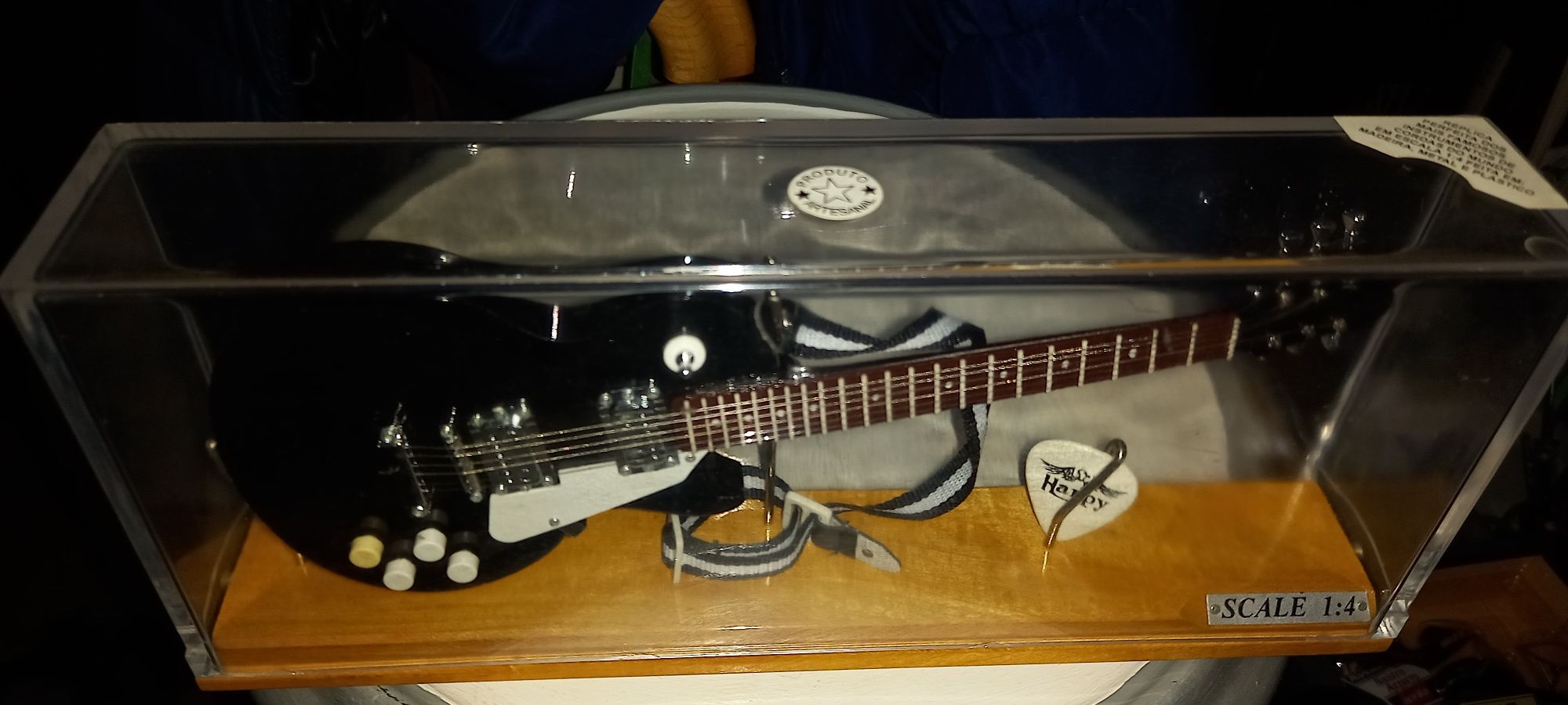 Miniatura de guitarra Les Paul,escala 1:4