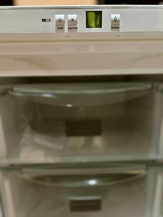 Морозильна / Морозильная  камера Liebherr G1223