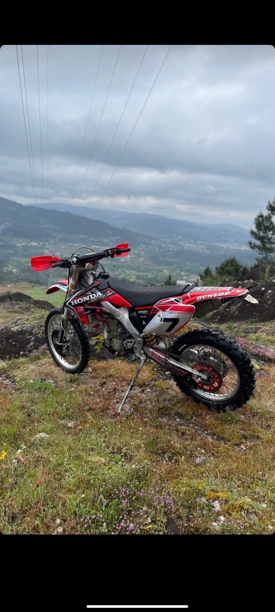 CRF 250 matriculada